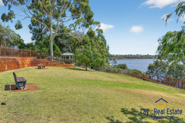 Views Over the Swan River. Unit 11, 12 Wall Street Maylands WA - Image 30