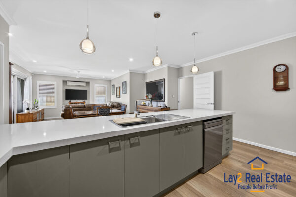 Unwind, Entertain, and Call It Home | 5C Jacqueline Street, Bayswater WA - Image 10