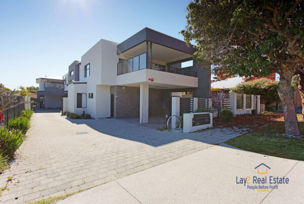 Bayswater Sanctuary: Modern Apartment, Effortless Lifestyle