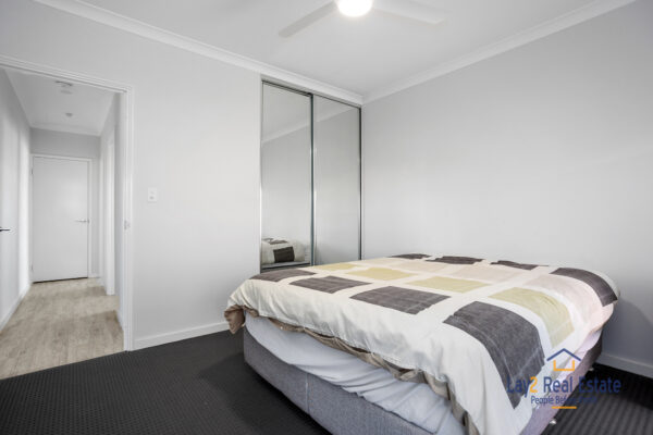 Bayswater Sanctuary: Modern Apartment, Effortless Lifestyle - Image 7