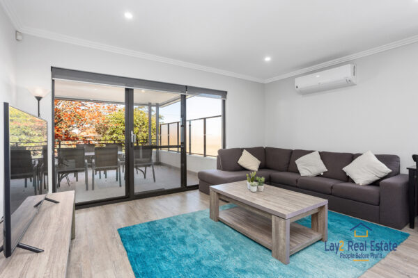 Bayswater Sanctuary: Modern Apartment, Effortless Lifestyle - Image 5