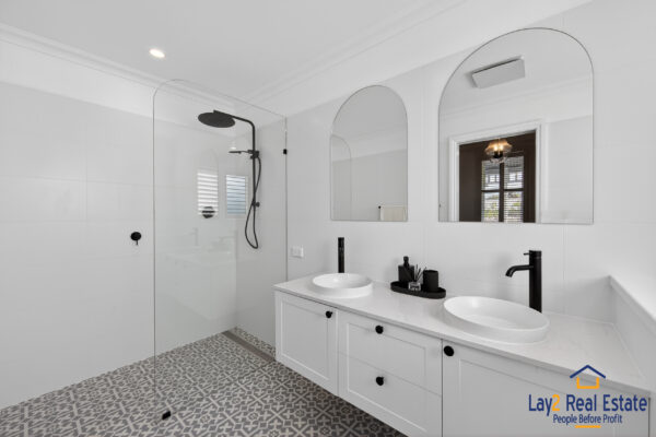 Classic 1925 Charm, Beautifully Re-Imagined! 12 Hill Street Bayswater WA 6053 - Image 9