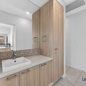 Be Impressed From The Moment You Enter.  2/8A Roberts Street, Bayswater WA - Image 23
