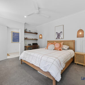 Be Impressed From The Moment You Enter.  2/8A Roberts Street, Bayswater WA - Image 16