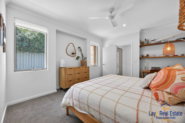Be Impressed From The Moment You Enter.  2/8A Roberts Street, Bayswater WA - Image 17