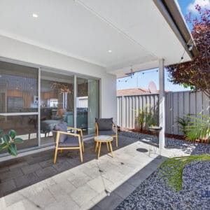 Be Impressed From The Moment You Enter.  2/8A Roberts Street, Bayswater WA - Image 14
