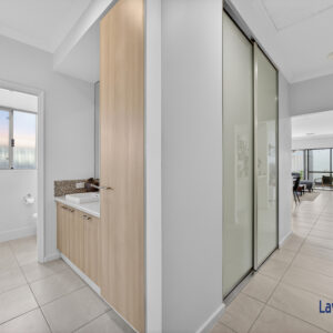 Be Impressed From The Moment You Enter.  2/8A Roberts Street, Bayswater WA - Image 24