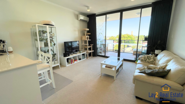 Perth City Views / Apartment with Lifestyle and Convenience For Sale - Image 5