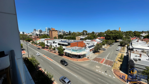 Perth City Views / Apartment with Lifestyle and Convenience For Sale - Image 12