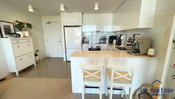 Perth City Views / Apartment with Lifestyle and Convenience For Sale - Image 4
