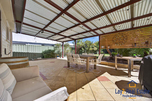 Timeless Bayswater 1950's Charm with Modern Comfort! 10 Wisbech Street, Bayswater WA - Image 4