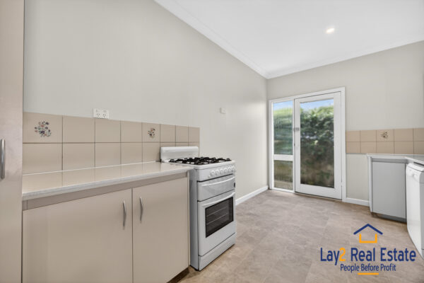 Four Bedroom Home / Green Title Subdivision Approved. 28 Hamilton St Bayswater WA 6053 - Image 18