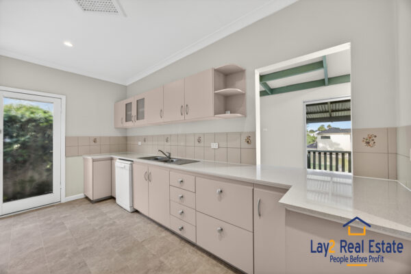 Four Bedroom Home / Green Title Subdivision Approved. 28 Hamilton St Bayswater WA 6053 - Image 16