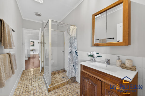 Four Bedrooms Plus! Walk to Bayswater Train Station! 32 Avenell Road, Bayswater WA 6053 - Image 20