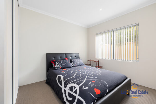 Convenient 3 Bed / 2 Bath Home. 3/28 Lawrence Street, Bayswater WA 6053 - Image 10