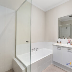 Convenient 3 Bed / 2 Bath Home. 3/28 Lawrence Street, Bayswater WA 6053 - Image 12