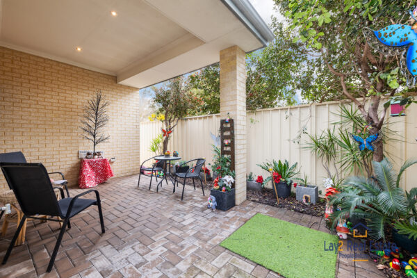 Convenient 3 Bed / 2 Bath Home. 3/28 Lawrence Street, Bayswater WA 6053 - Image 14
