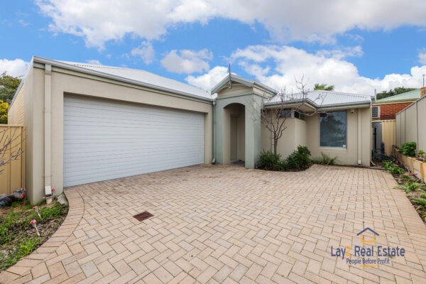 Convenient 3 Bed / 2 Bath Home. 3/28 Lawrence Street, Bayswater WA 6053