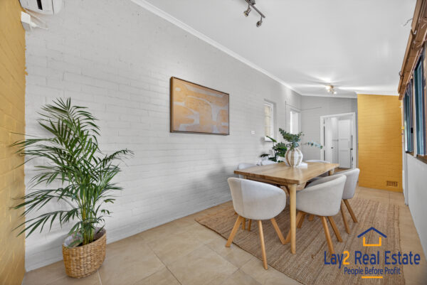 Two Bed / Two Bath plus Studio! Bayswater Character, Charm & Prime Location! - Image 12