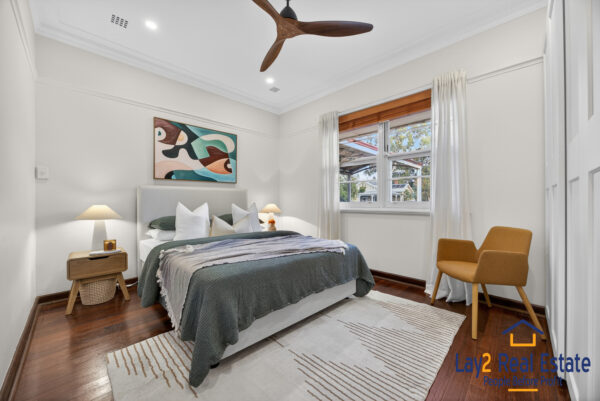 Two Bed / Two Bath plus Studio! Bayswater Character, Charm & Prime Location! - Image 14