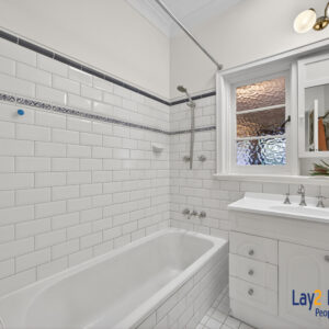 Two Bed / Two Bath plus Studio! Bayswater Character, Charm & Prime Location! - Image 19