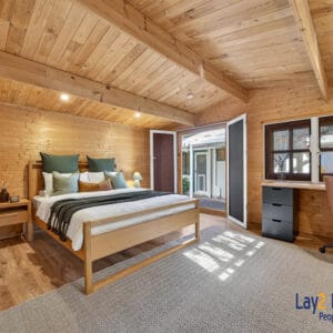 Two Bed / Two Bath plus Studio! Bayswater Character, Charm & Prime Location! - Image 26
