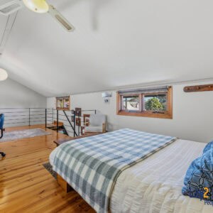 Timeless Character Bayswater Home / 42 Leake St Bayswater WA 6053 - Image 17