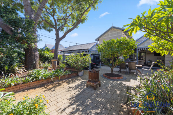Timeless Character Bayswater Home / 42 Leake St Bayswater WA 6053 - Image 30