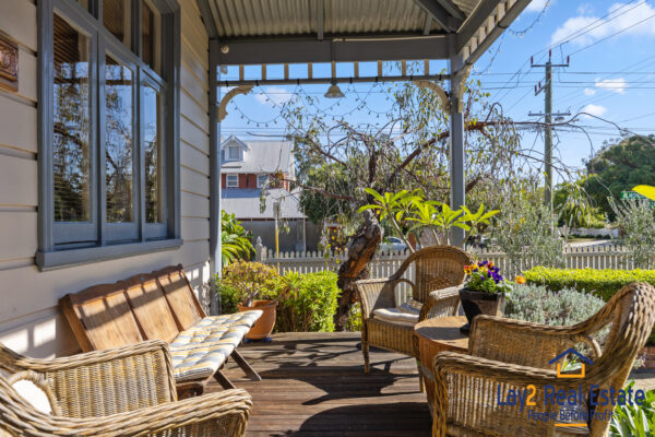 Timeless Character Bayswater Home / 42 Leake St Bayswater WA 6053 - Image 3