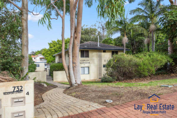 Walk to Mt Lawley Cafes!  Stylish First Floor Living 5/732 Beaufort Street, Mount Lawley WA