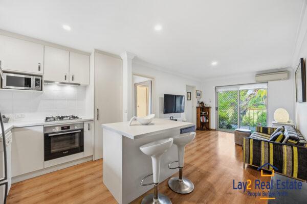 Walk to Mt Lawley Cafes!  Stylish First Floor Living 5/732 Beaufort Street, Mount Lawley WA - Image 11