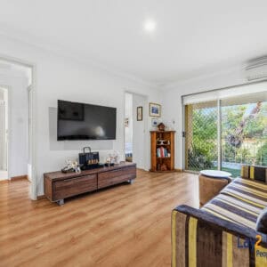 Walk to Mt Lawley Cafes!  Stylish First Floor Living 5/732 Beaufort Street, Mount Lawley WA - Image 4