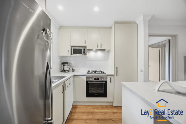 Walk to Mt Lawley Cafes!  Stylish First Floor Living 5/732 Beaufort Street, Mount Lawley WA - Image 9