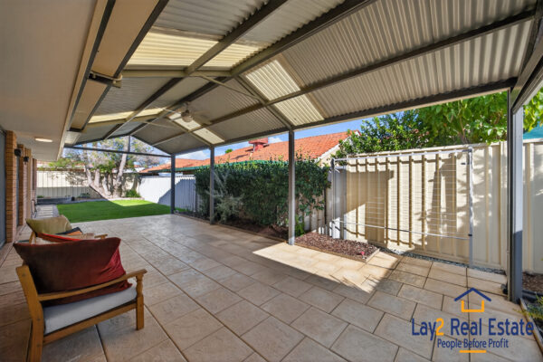 Stylish Villa Living in a Private Bassendean Setting. 4/64 Ivanhoe St Bassendean WA 6054 - Image 14