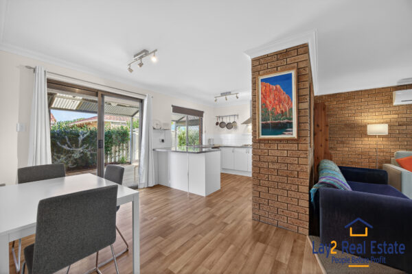 Stylish Villa Living in a Private Bassendean Setting. 4/64 Ivanhoe St Bassendean WA 6054 - Image 5