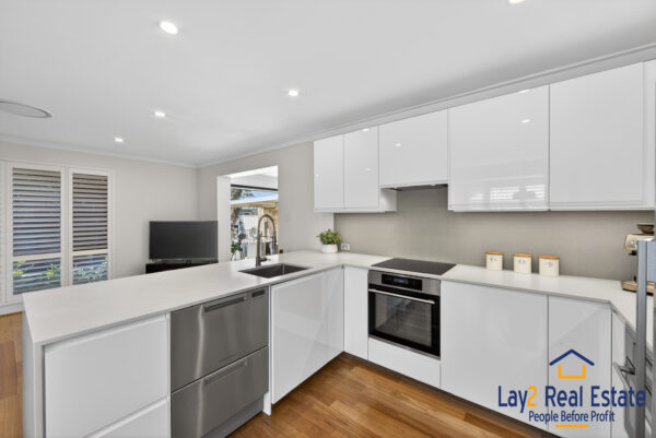 Bayswater River Precinct - Exceptional Family Living in Bayswater's Beloved River Precinct. - Image 6