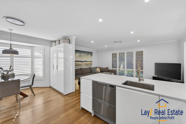 Bayswater River Precinct - Exceptional Family Living in Bayswater's Beloved River Precinct. - Image 9