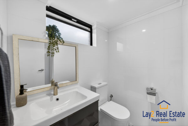 Bayswater River Precinct - Exceptional Family Living in Bayswater's Beloved River Precinct. - Image 25