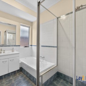 Warm and Welcoming Family Living.  2/14 Hudson Street, Bayswater WA 6053 - Image 14