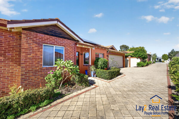 Warm and Welcoming Family Living.  2/14 Hudson Street, Bayswater WA 6053 - Image 20
