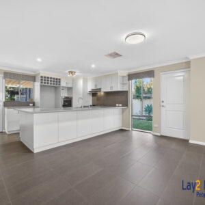 A Spacious 4 Bedroom Retreat in Vibrant Maylands - Image 6