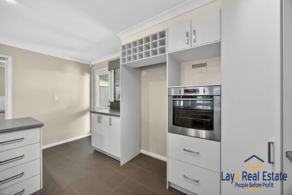 A Spacious 4 Bedroom Retreat in Vibrant Maylands - Image 7
