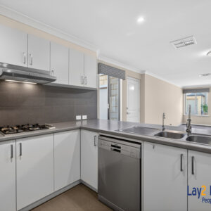 A Spacious 4 Bedroom Retreat in Vibrant Maylands - Image 8