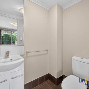 A Spacious 4 Bedroom Retreat in Vibrant Maylands - Image 19