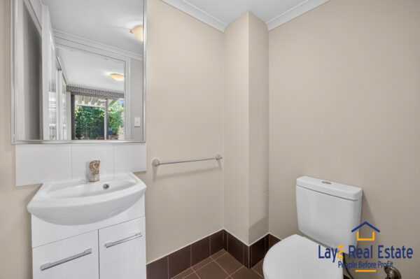 A Spacious 4 Bedroom Retreat in Vibrant Maylands - Image 19