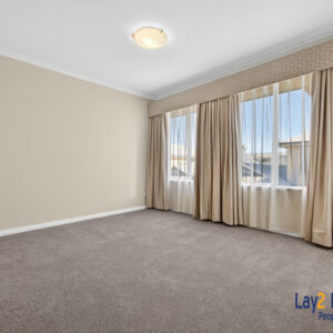 A Spacious 4 Bedroom Retreat in Vibrant Maylands - Image 12