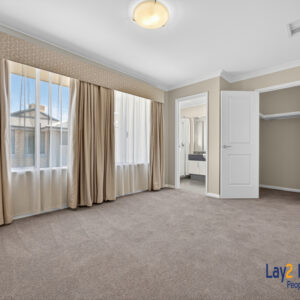 A Spacious 4 Bedroom Retreat in Vibrant Maylands - Image 11