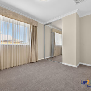 A Spacious 4 Bedroom Retreat in Vibrant Maylands - Image 17