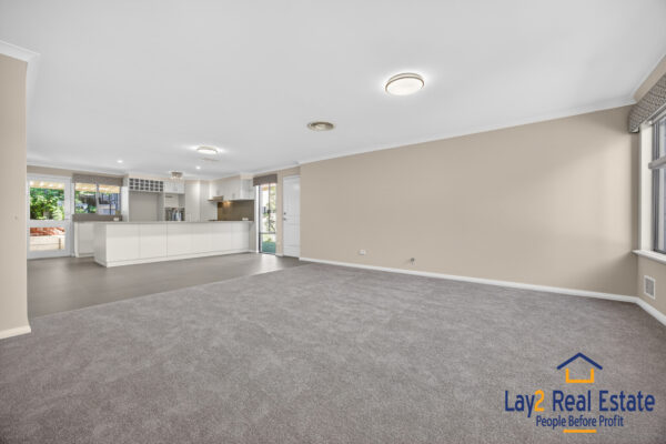 A Spacious 4 Bedroom Retreat in Vibrant Maylands - Image 4