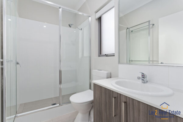 Walk to the Train Station and Cafes!  Stylish, Low Maintenance Living in the Heart of Maylands - Image 13